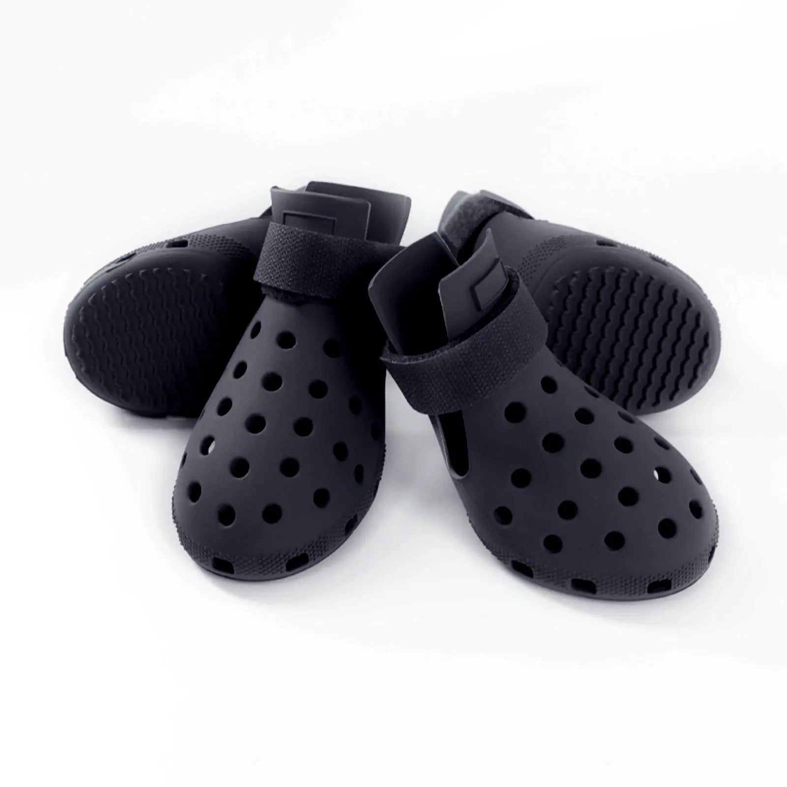 Set of 4 Non-Slip Outdoor Dog Shoes — Paw Protection Footwear for All Seasons. Breathable, Heat-Resistant, Stain-Resistant, and Non-Slip, Featuring Soft Soles for Maximum Grip. Comfortably Protects Paws—Helping Your Dog Stay Happy! (Pet Supplies)